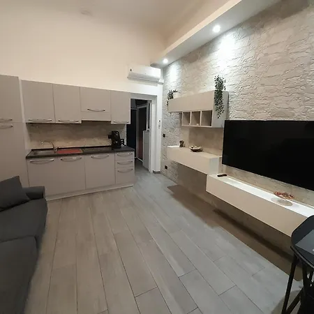 Caronda House